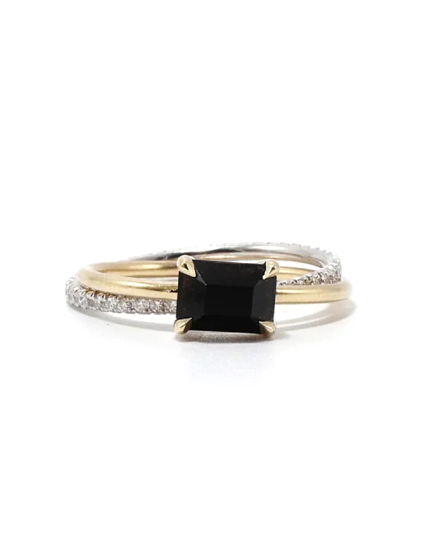 Rolling, 14K Yellow Gold, Onyx + Pavé Diamond Ring