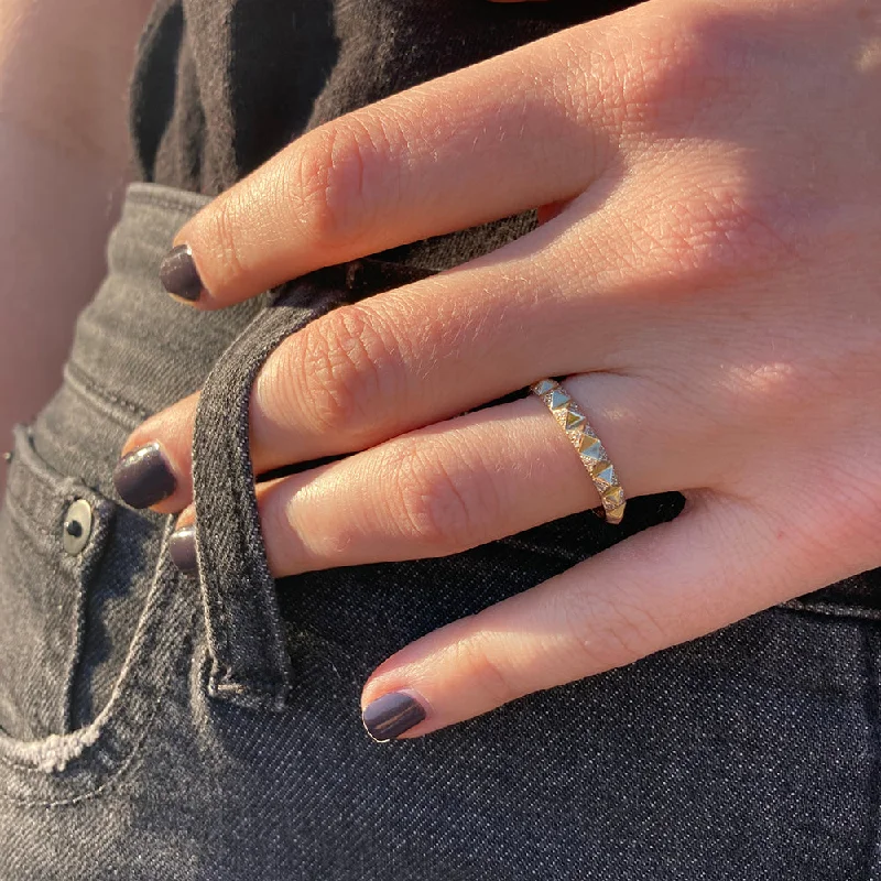 DIAMOND DUSTED PYRAMID RING