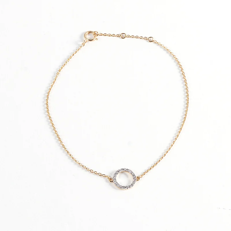 Circle 14K Gold Bracelet w. Diamonds