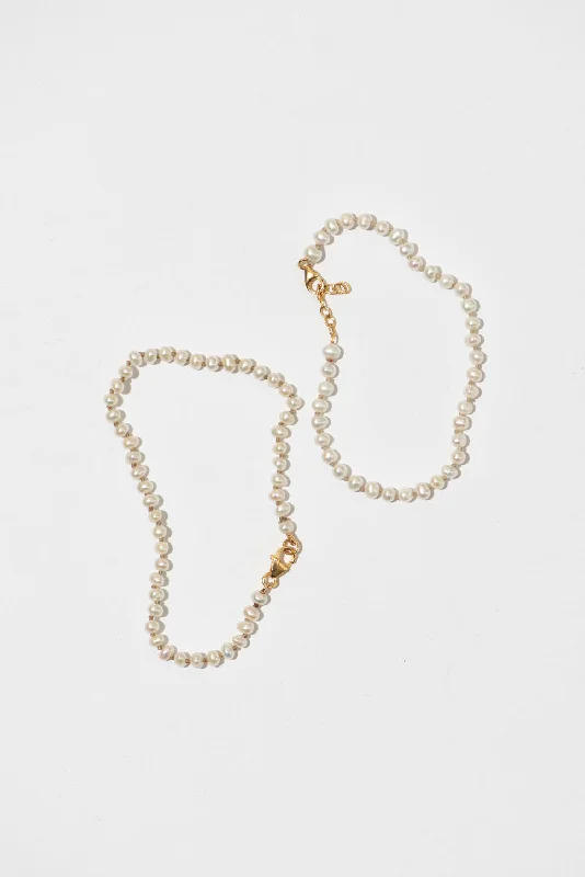 The Mothers-day 18K Gold Plated Bracelet Set w. Pearls